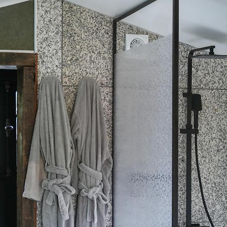 Cottage, Lodge & Spa Prouilly Екстериор снимка