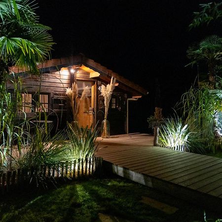Cottage, Lodge & Spa Prouilly Екстериор снимка