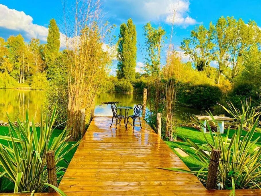 Cottage, Lodge & Spa Prouilly Екстериор снимка