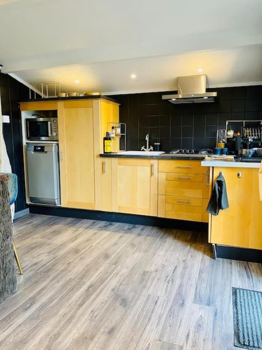 Cottage, Lodge & Spa Prouilly Екстериор снимка